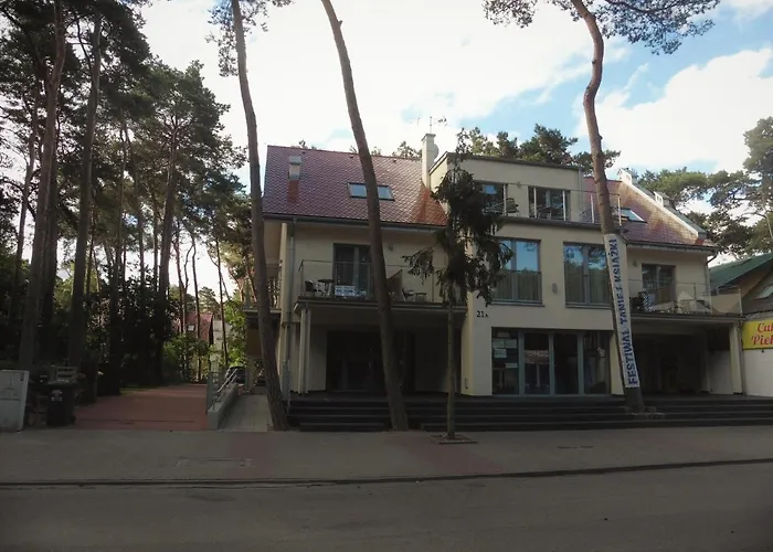 Alcala ホームステイ ポビエロボ