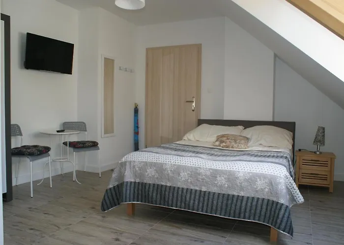 Alcala ホームステイ ポビエロボ